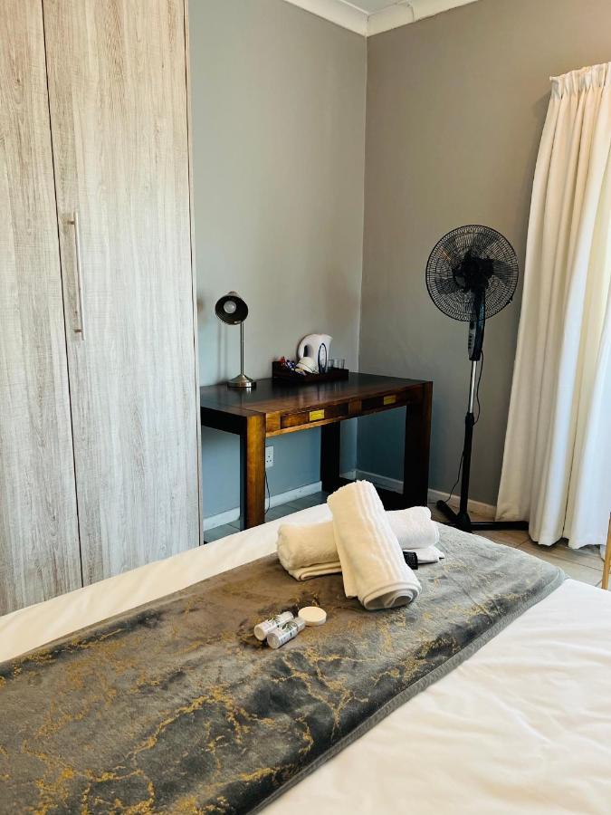 Jodwell Guesthouse Ист-Лондон Экстерьер фото
